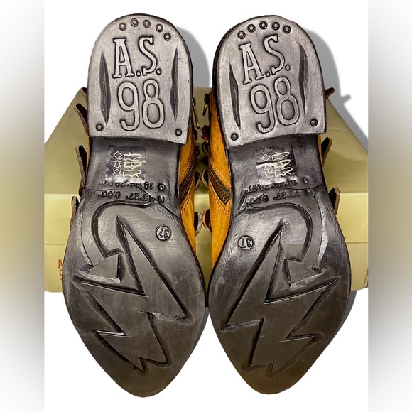 A.S.98 Frankie Studded Tan Leather Buckled Booties - Size 37 / New in Box - Picture 10 of 11